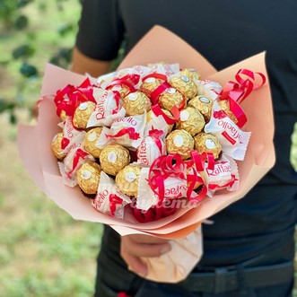 Сладкий букет из конфет