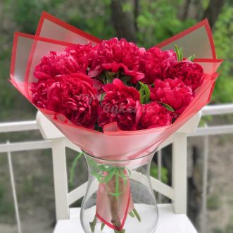 Букет из 11 пионов Рут Клэй