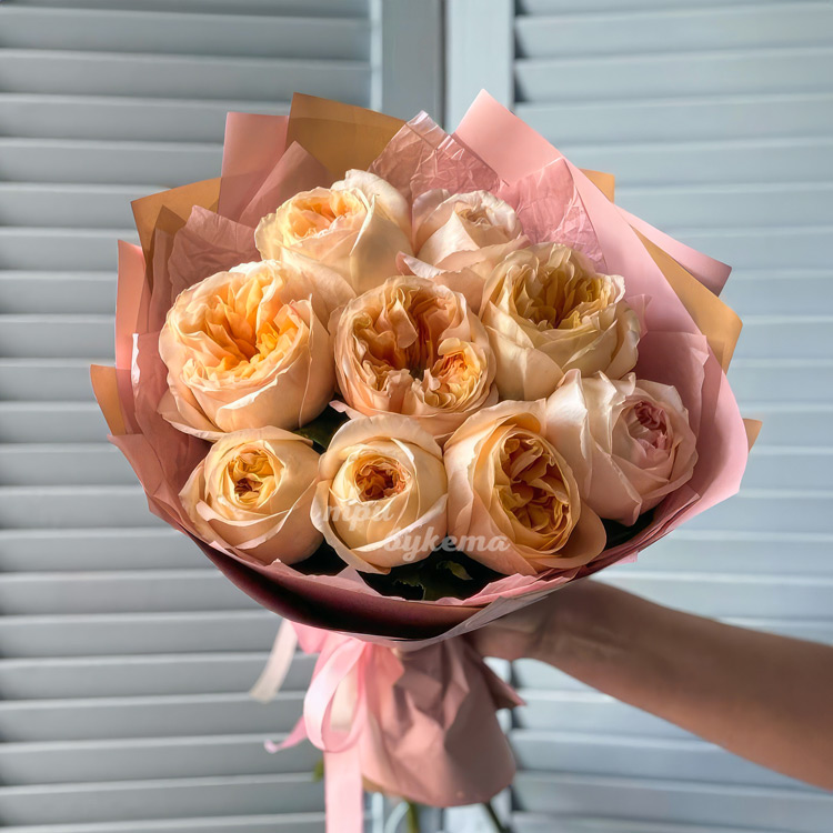 Букет из 9 желтых пионовидных роз (вид сверху)