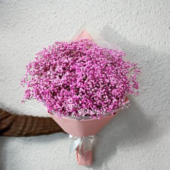 Яркий букет из розовой гипсофилы Яркий букет из розовой гипсофилы